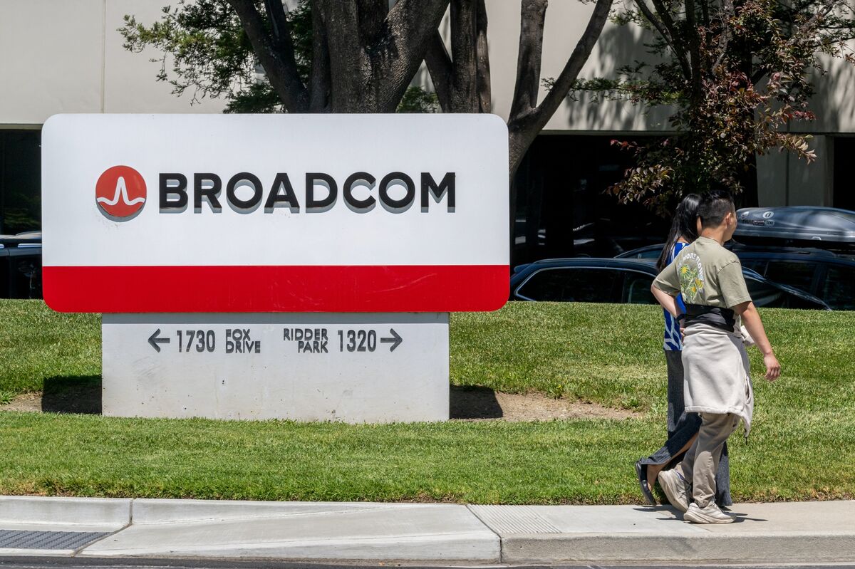 Broadcom to Help OpenAI Create AI Chip to Take On Nvidia