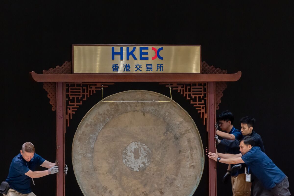 Asian Stocks Set to Fall as Global Rally Stalls: Markets Wrap