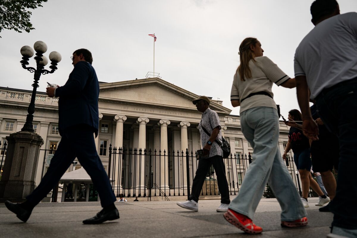 Treasuries Rise as Ceasefire Spurs Oil Drop, Fed Rate-Cut Hopes